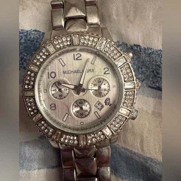 Michael Kors | Accessories | Michael Kors Silver  display picture 2